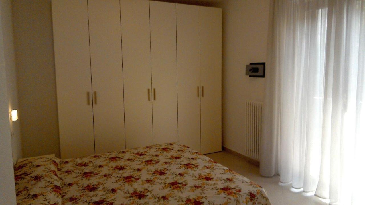 Verde Mare "Appartamenti Per Vacanze" Tortoreto Exterior foto